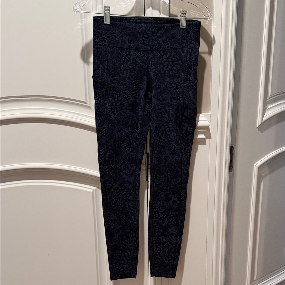 Navy Floral Patterned Leggings